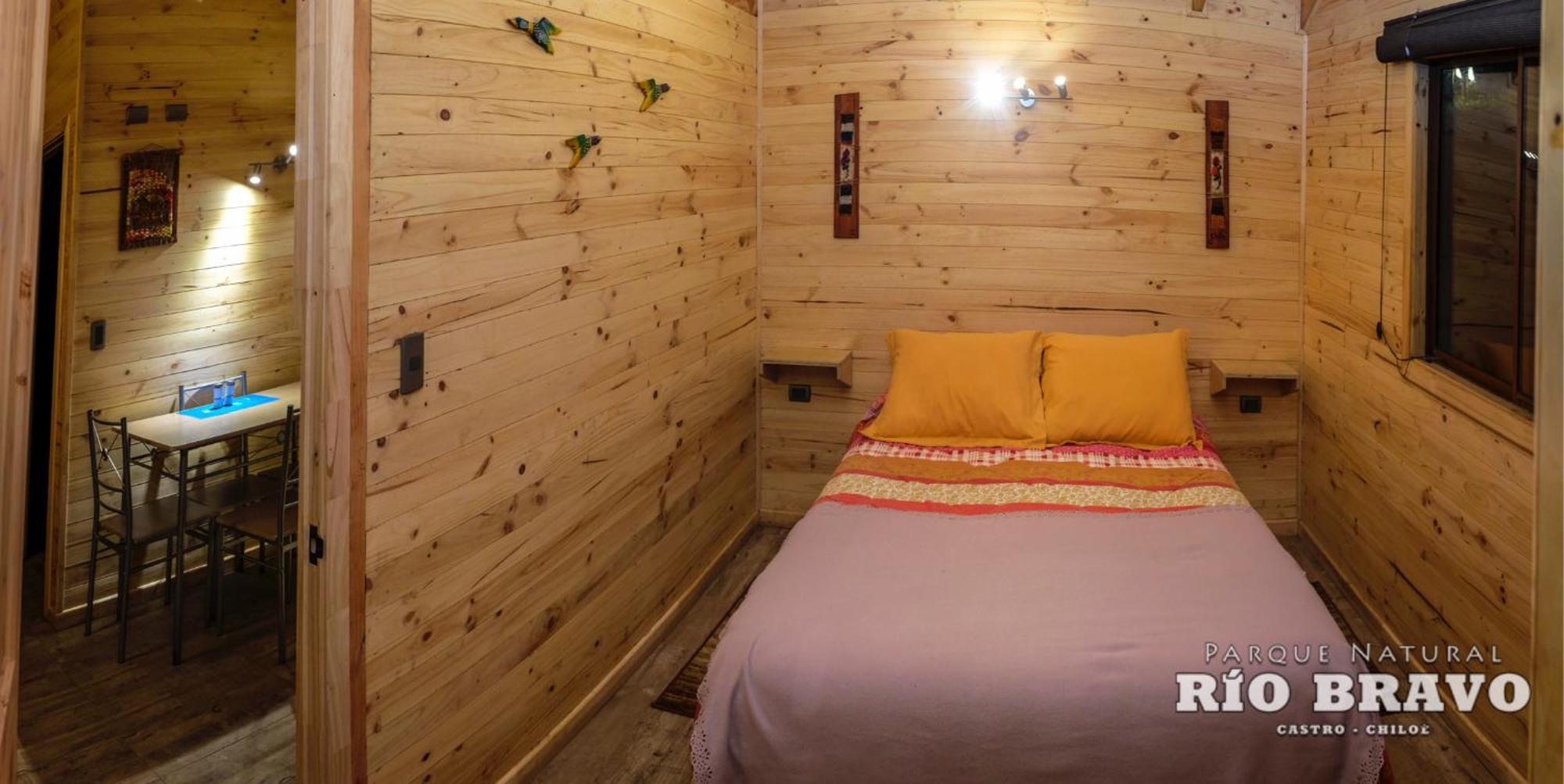 Parque Natural Rio Bravo Lodge كاسترو الغرفة الصورة